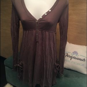 Long Sleeve Grey Low Cut Tunic